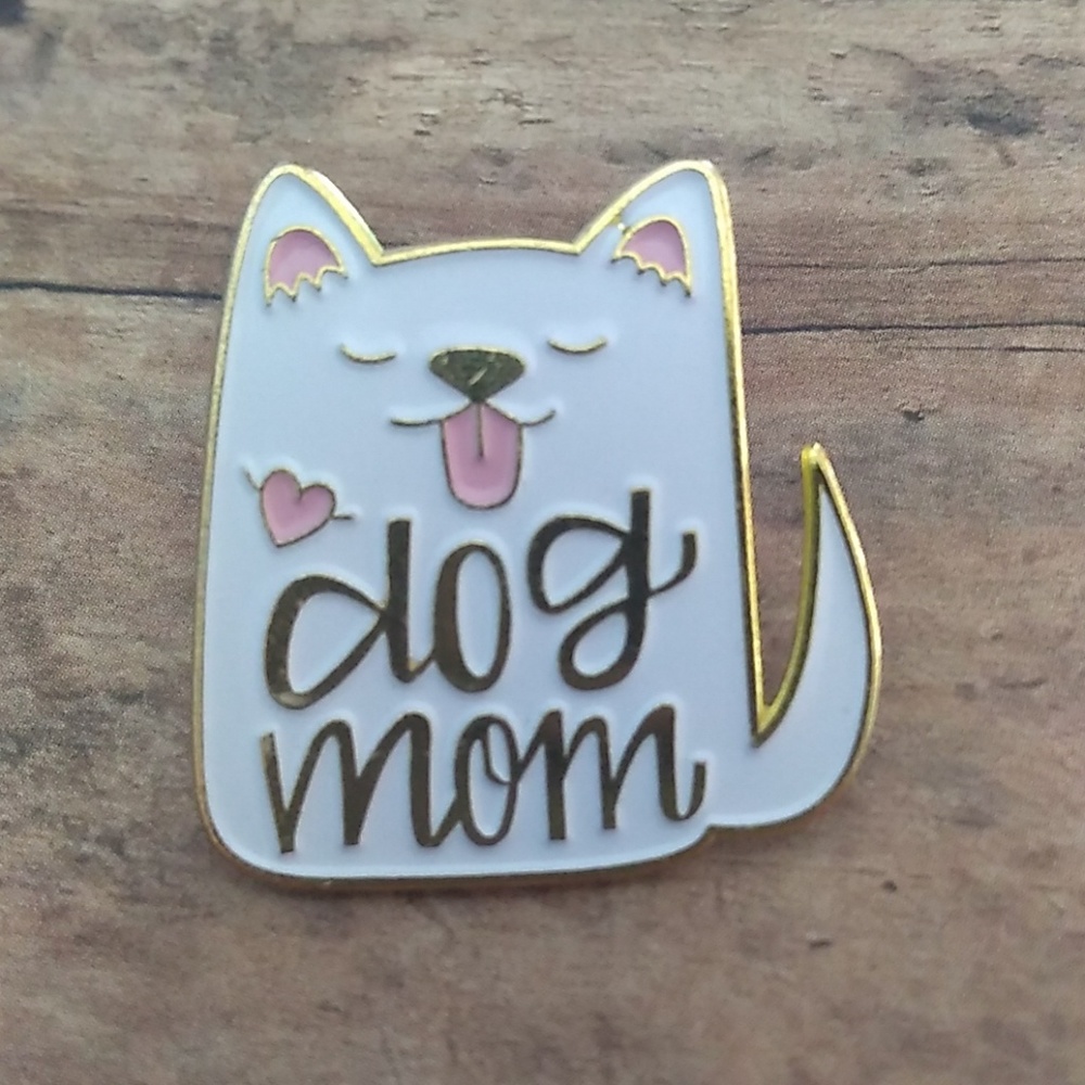Dog Mom Enamel Pin